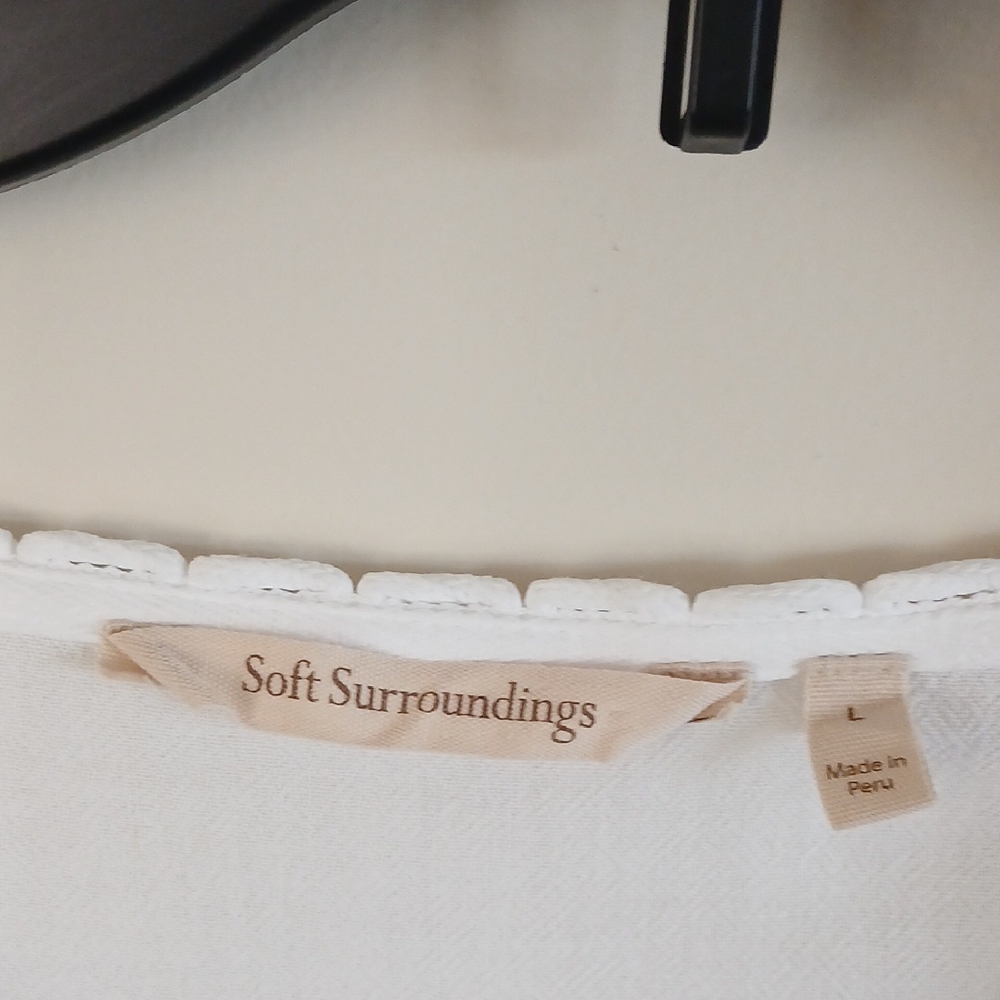 Soft Surroundings White Embroidered Boho Tunic Top/Swimsuit cover-up Large - Picture 2 of 16
